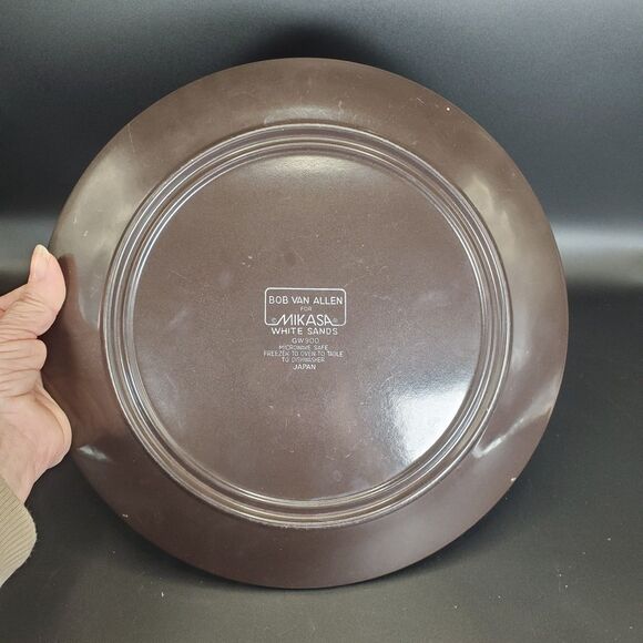 Vintage Mikasa White Sands Bob Van Allen 8.25" Plates Japan Set of 4 - Picture 3 of 3